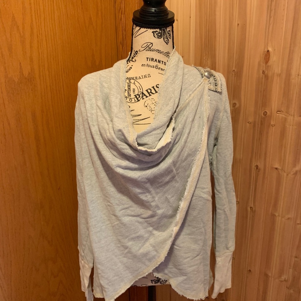 Wrap sweatshirt